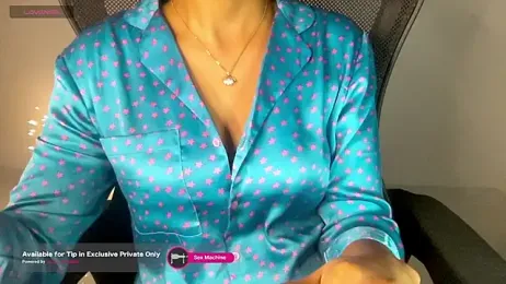 Tashaa webcam model stream image