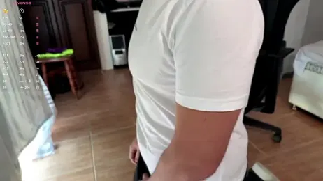 MishelVine webcam model stream image