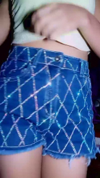 Scarlett_pee webcam model stream image