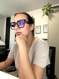 Hii_Lolla webcam model stream image