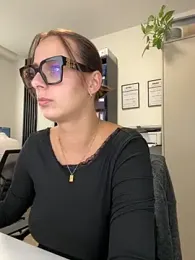 Hii_Lolla webcam model stream image