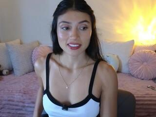 Alejandhra webcam model stream image