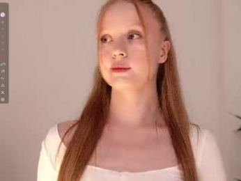 cute_shine webcam model stream image