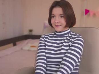 tiny_miracle webcam model stream image