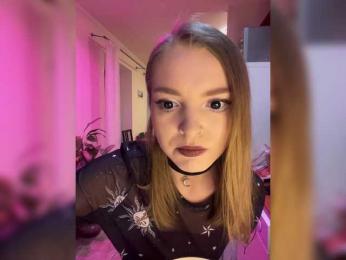 AliciaTroupe webcam model stream image