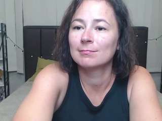 mariesho webcam model stream image