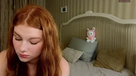 Juuulia_ webcam model stream image