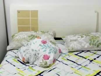 baby_loves12 webcam model stream image