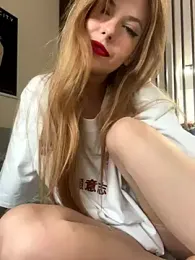 Cassycum webcam model stream image