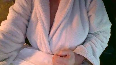 Luciema webcam model stream image
