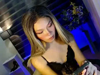 Urfuckingsainaxxx webcam stripchat model stream image