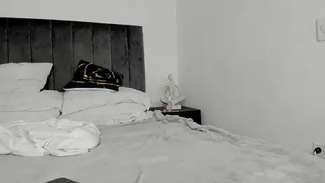 RedNDizzy webcam model stream image