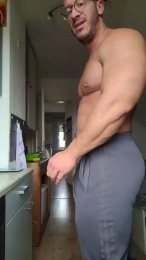 yumyum18 webcam model stream image