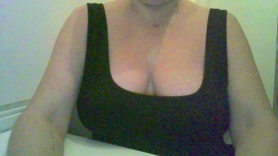 luellax2 webcam model stream image