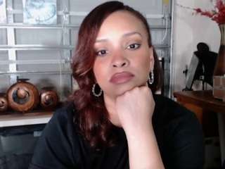 sashaishere webcam model stream image