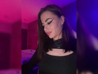 HotGirlEva webcam model stream image