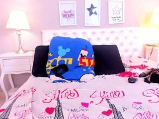megan-loviitz webcam model stream image