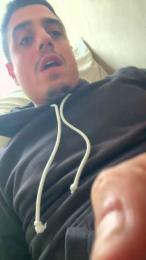 Alexmilano0000 webcam model stream image