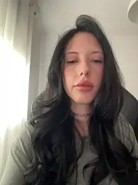 BellaGiaxx webcam model stream image