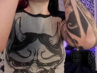 adeelinee webcam model stream image