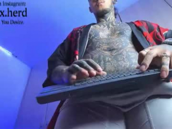 jaxxxonherd webcam chaturbate model stream image
