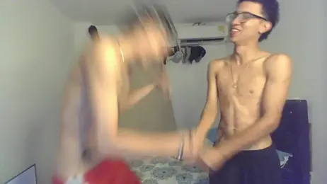 pocket_loversxxx webcam model stream image