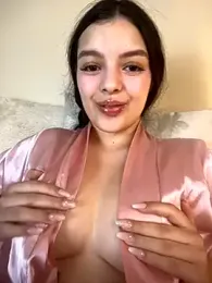 AriaHeavenss webcam model stream image