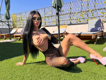 SarahSparks webcam model stream image