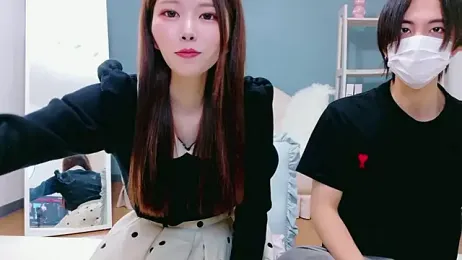 Reto-sama webcam model stream image