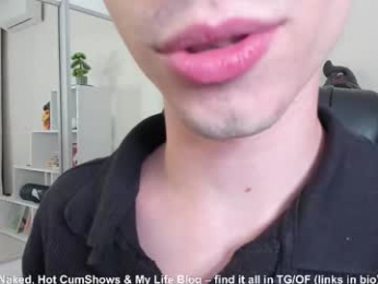 calvin_loves_you webcam model stream image