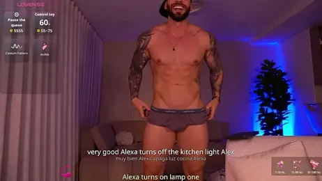 OLIVER_COLT webcam model stream image