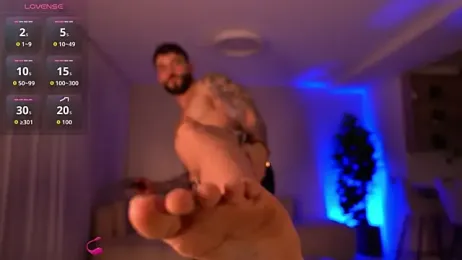 OLIVER_COLT webcam model stream image