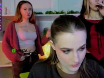 adeli_di webcam model stream image