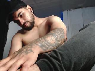 Chrys Harris webcam model stream image