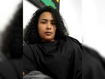 Yenesis webcam model stream image