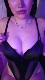 DolceNazz webcam model stream image