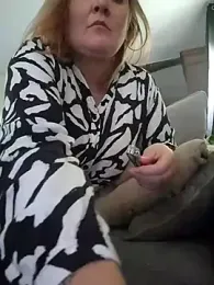 lady_charlyne webcam model stream image