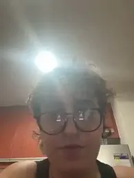 yassiestar webcam stripchat model stream image