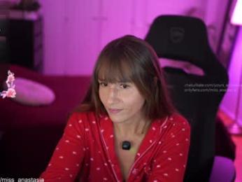 yours_anastasia webcam model stream image