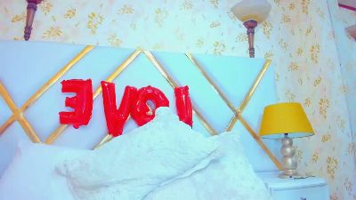 MalorySweet webcam model stream image