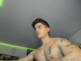 Charliie Hotx webcam model stream image