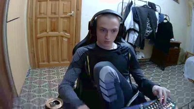 MikkiForus webcam model stream image