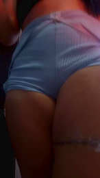 Lindafox99 webcam model stream image