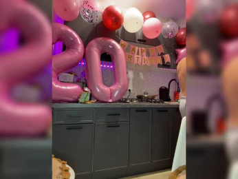 LallyRose webcam bongacams model stream image