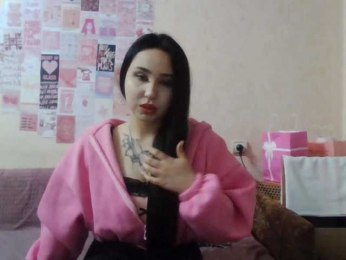 HalinaMogg webcam model stream image