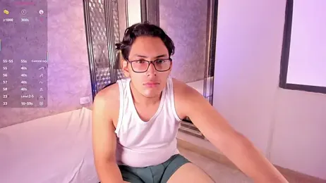 TheoHart_ webcam model stream image