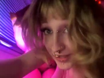 lov3lypixi3 webcam model stream image