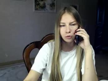 molli_and_tom webcam model stream image