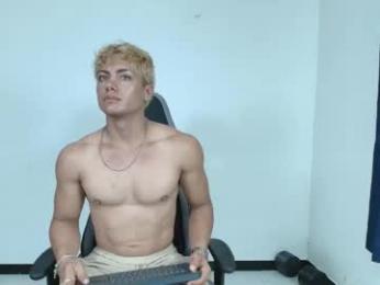lover_fitnessboy webcam model stream image