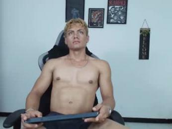 lover_fitnessboy webcam model stream image